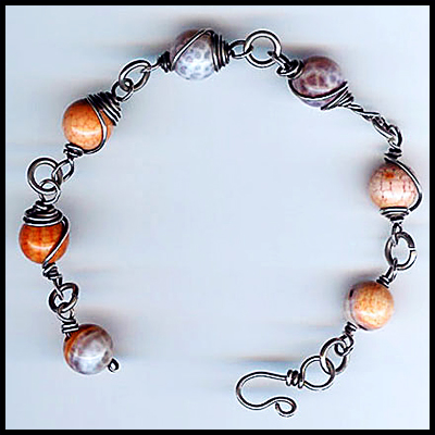 Photo of Class Wire Wrap Beginnings